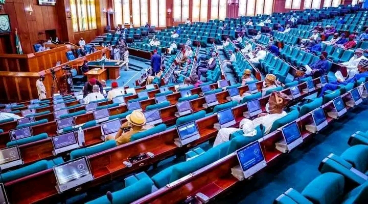 MAJALISA; Za’a kafa sabuwar hukumar yiwa jam’iyyun siyasa rijistar …